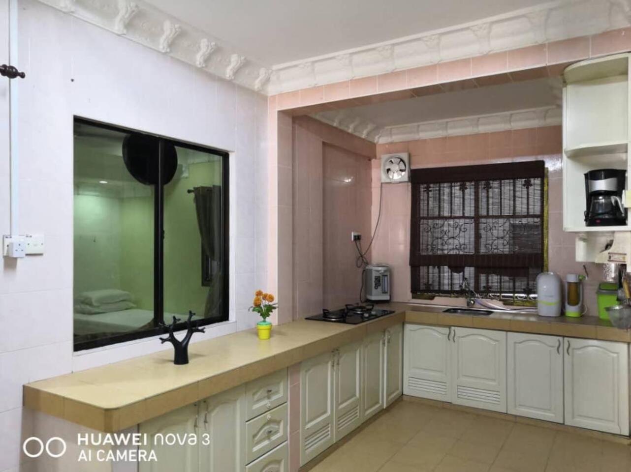 Ibu Home-To-Stay Pasir Gudang Exterior photo